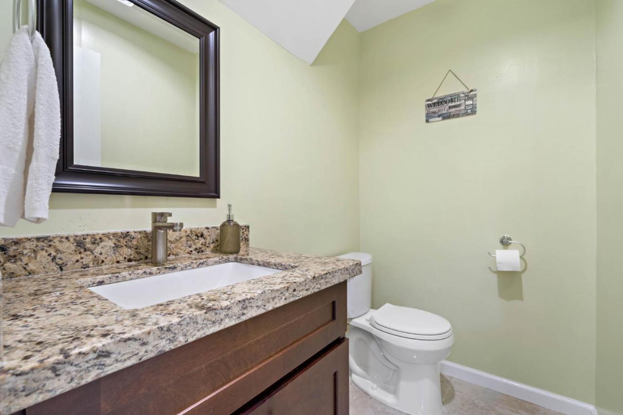 Villa Pool Oasis Games Wifi Bbq Yard Sleep 16 Houston Exterior foto