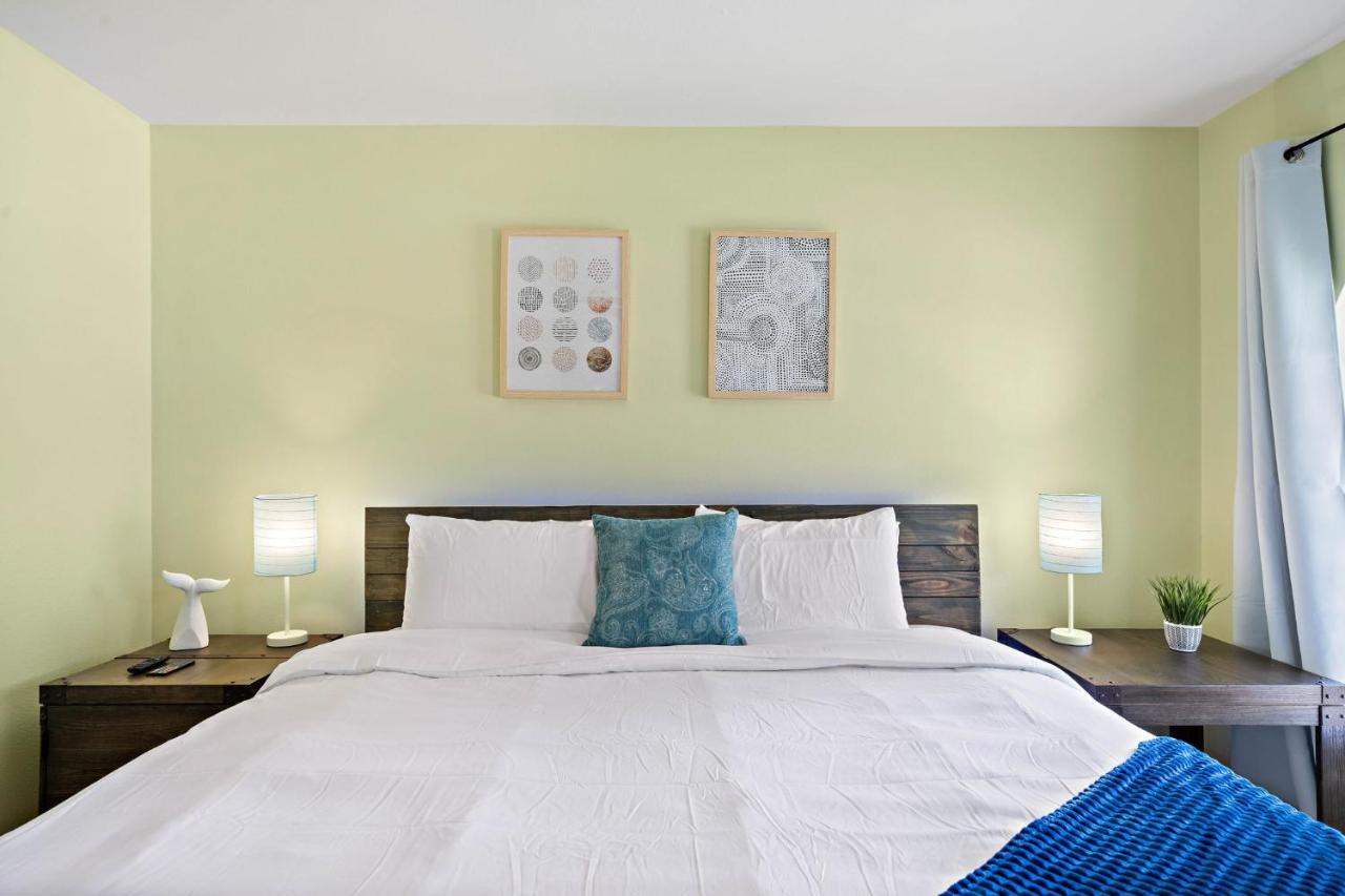 Villa Pool Oasis Games Wifi Bbq Yard Sleep 16 Houston Exterior foto
